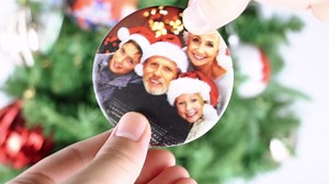 Custom Picture Christmas Ornaments Personalized Double-Sided Photo Ornament 2026 Home Decor Christmas Tree Hanging Decoration Memorial Gifts for Couples Family (Round-Ceramic)