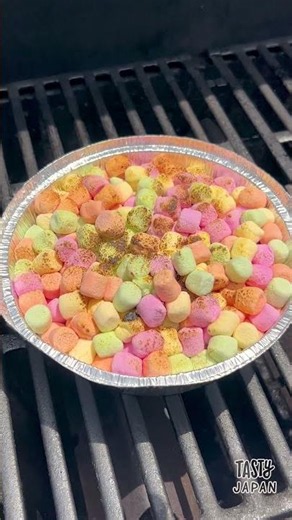 【BBQでマシュマロ、まだ焼くだけ？】チョコとベリーがとろ〜り♡ 肉より先になくなる絶品スイーツ / Berry S'more Dip