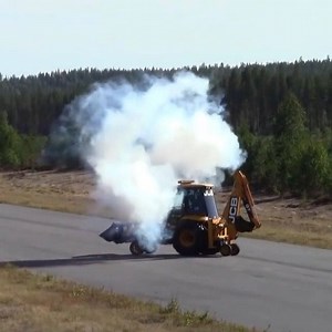 10K views · 77 reactions | This JCB 3CX is FAST  @jcbmachines #backhoe #excavator #digger #heavyequipment #heavymachinery #constructionequipment #constructionmachinery #construction #earthmoving #earthmovers #demolition #mining #quarry #site #construccion | Diggers & Dozers | Facebook