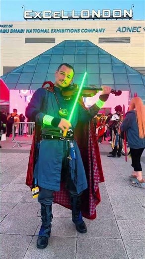 Doctor Strange Playing the Avengers Theme 🎻 at MCM London Comic Con #marvel #cosplay #comiccon