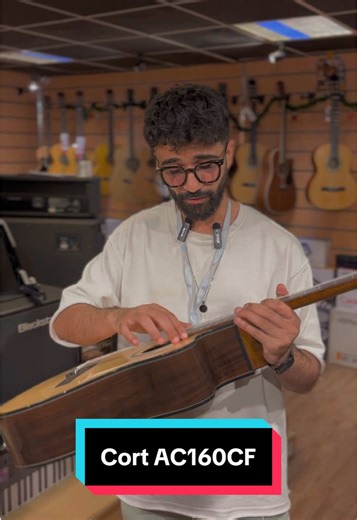 Discover the Cort AC160CF NAT Classic Guitar