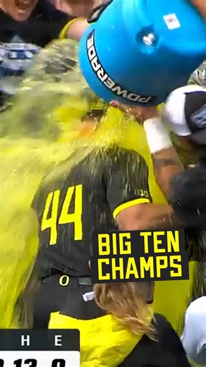 B1G time moment for the program. Earned, never given. #GoDucks | Go Ducks