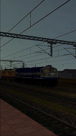 WDP4D Rescues WAP7 with Humsafar Express | MSTS Gameplay #svgamers #shortvideo #train