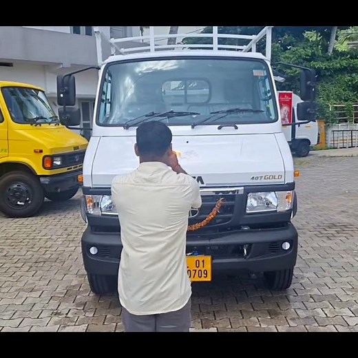 Tata 407 Gold Tipper - The Ultimate Commercial Vehicle for Your Business
