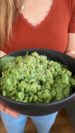 Grüne Protein Pasta 🥰💚 unglaublich lecker, proteinreich und vegan #pasta #mrsflury