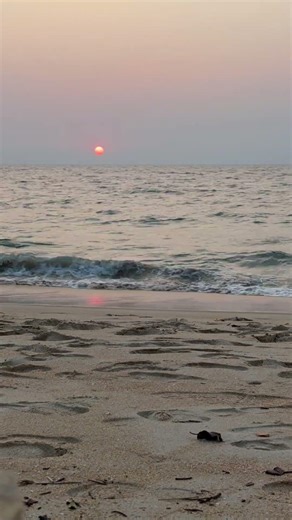 Watch the Sun Sink 🌊🌅 | Mangalore Beach