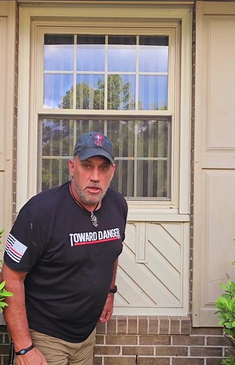 15K views · 639 reactions | WD-40 Pest Control? #wd40 #pests #insects #fyp #pestcontrol #diy #howto #tips #tipsandtricks | EJ Snyder | Facebook