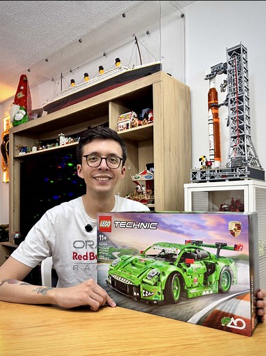 LEGO Technic Porsche 911 GT3 R REXY Build Guide