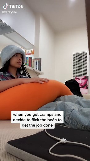 Relieving Cramps with a Gentle Bean Flick | VAG.VAG Freiburg