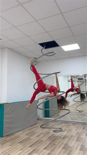 #music #aerialdance #dance #performance #aerial #dancer #poledance #acrobatics #poledance