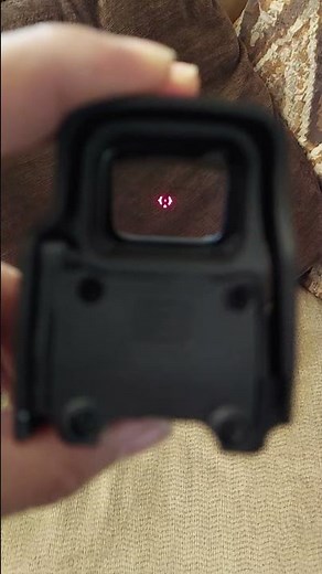 A quick look at the EOTech DCR (Danger Close Reticle)