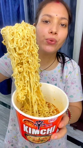 Foodie JD Official | Korean Kimchi Veg Noodles Khaye Kya #koreannoodles #vegnoodles #kimchinoodles #koreanfood #foodvideos #eatingandreview #foodreview... | Instagram