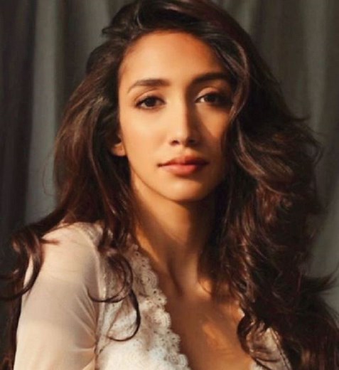 Shreya Chaudhary Wiki, Age, Height, Boyfriend, Family, Biography & More - WikiBio