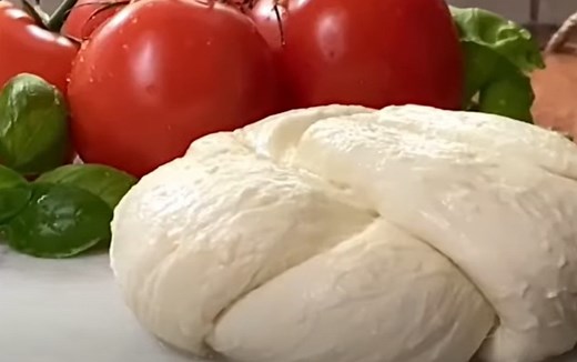 You can make your own Mozzarella Cheese right at home! As an added bonus, you can make Ricotta cheese as well! Purchase your own cheese-making kit in-store or online at Frankenmuthcheesehaus.com | Frankenmuth Cheese Haus