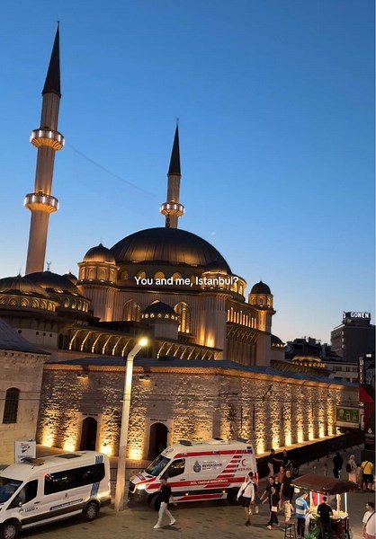 Exploring Taksim Square: A Must-Visit in Istanbul