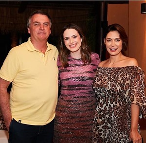 MICHELLE E BOLSONARO NO MEU ANIVERSÁRIO 😱 | Zoe Martinez