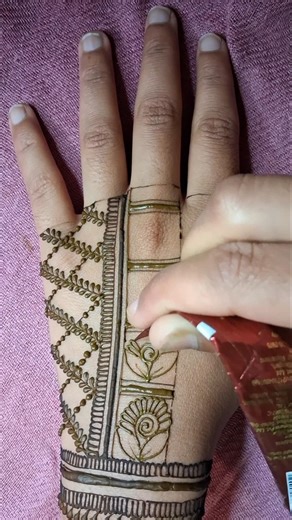 back hand mehndi #mehndi #hennatatto #hennadesign #mehandi #shorts #ytshorts
