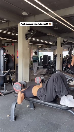 Tania Malhotra | Body Transformation Coach on Instagram: "you’re the leader! [coach, female coach, online coaching, female pcos coach, entrepreneur, online coach]"