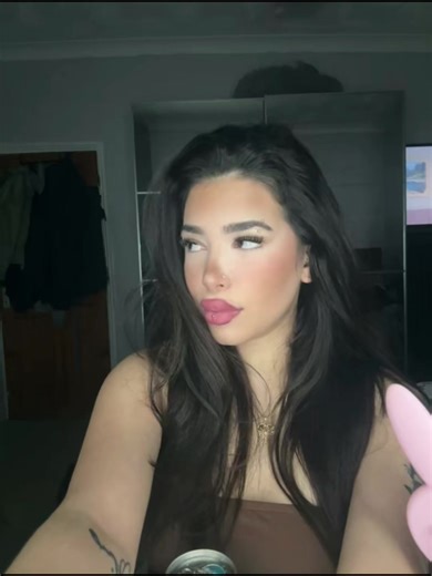 Understanding Vertical Labret Piercing and Scars