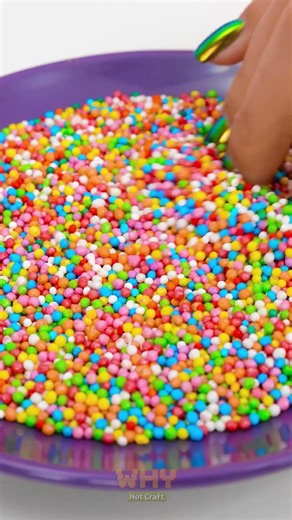 Ce maquillage ressemble à des bonbons… ou l’inverse ? 🍫💄😲