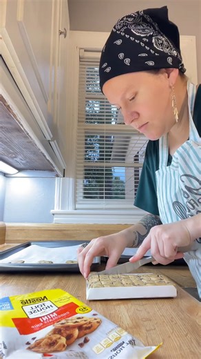 Homemaker Hacks That Save Time & Stress Discover simple homemaker tips and tricks to make your daily life easier, cozier, and more organized! ✨ #homemaker #homehacks #organizationtips #dailyhome #cozyhome #momlife #cleaningtips #homelife #householdhacks #easyhome | Hannah Lasseter | Facebook