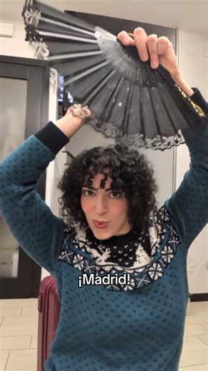 Claudia Conelli on Instagram: "Questo è il primo viaggio dell’anno e spero sia solo il primo di tanti che farò grazie a questo lavoro. Domani volo a Madrid per Horizonte, la grande convention europea Farmasi.✈️💃🏻 Un evento che già dal nome parla di nuovi orizzonti, nuovi obiettivi e nuove possibilità. Sarà un’esperienza super stimolante ed emozionante, con persone da tutta Europa che hanno raggiunto qualifiche importanti, tante novità sull’azienda e momenti di confronto che aiutano a crescere