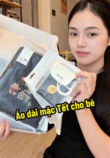 Đang review áo dài Tết mà Mazda thơm cái cười không ngậm được hàm luôn kaka, áo dài Tết này chất cotton nha các mom ơi, ngoài sang xỉu ý #giadinhmazda #mazdafamily #embemazda #aodaitet #embes