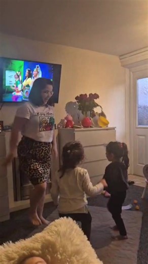 mami_patrick_ariana_tik on TikTok