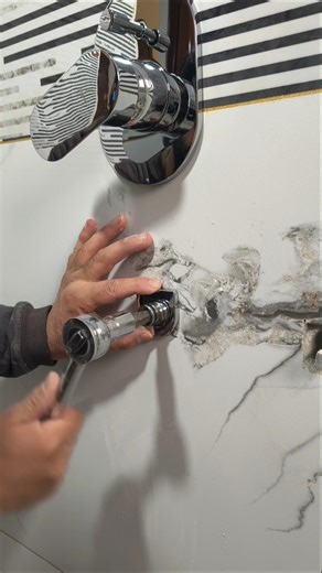 Installing a brand new tub spout#diy #diy !