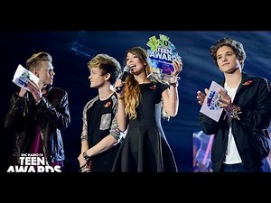 Zoella, Best British Vlogger at Radio 1 Teen Awards 2013