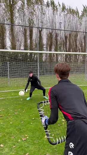 Rebounder drill 🧤 #goalkeeper #goalkeepertraining #goalkeepers Goalkeeper reaction drill / Goalkeeper reaction training / Goalkeeper reflex drill / Goalkeeper reflex training / Goalkeeper reaction saves / Goalkeeper drills with rebounder / Goalkeeper drills for three goalkeepers / Three goalkeepers drill / Best goalkeeper drill for beginners / Gino goalkeeper
