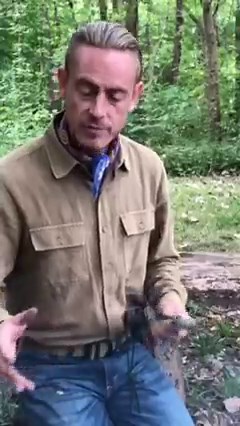 30 DAYS OF SURVIVAL FIRE SKILLS 🔥: DAY 16: The knowledge to carry fire can save your life, especially if you’ve used your last match to start your current fire. Sycamore bark can be found on the ground around the tree any time of year. It’s naturally curly and can be formed in layers into a tube. A coal from the fire will smolder inside for hours and can be carried over long distances and blown into flame when a fire is needed. Download 3 of my best selling survival field guides for FREE right 