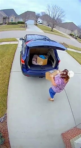 She barely made it to the trunk..then BOOM 💥| doorbell camera #prank #ring #ringcam #sora