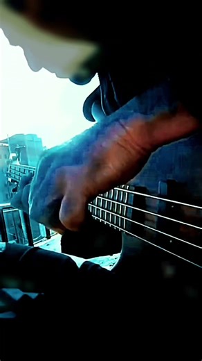 Manowar Bass Solo Short – Wheels of Fire