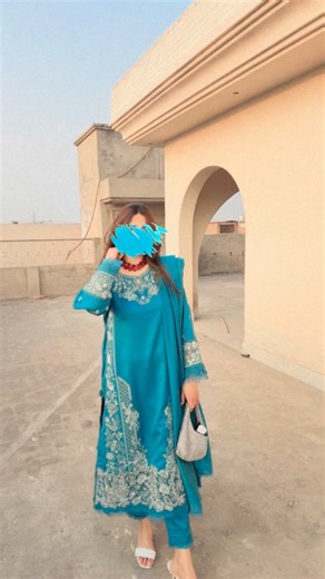 ‎حناء‎ on Instagram: "Best toner and serum so far 👌🏻💯 by @skinsecretsbydrtehreem ✨ ✅Removes pigmentation ✅Removes tanning ✅Removes Dullness ✅Slow aging ✅Brightens complexion ✅Removes dark spots ✅Makes skin glowy This Duo is worth trying r agar tou shadi sar per h tb foran start kren use krna results 15days mai milen ge 😼😍🌷 ✅Dermatologically proven 💯 Ek Doc ne jb jou cheez banai vo Nuqsan deh kese ho skti? Goodluck and JAZAK ALLAH🤍 #fyp #foryoupage #explorerpage #viralreel #hina96"