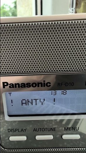 Moje ulubione stacje rockowe Eska Rock i Antyradio. / My favorite rock radio stations.