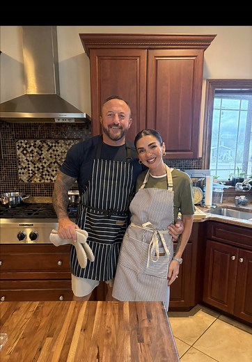 Me: cooks, cleans, bakes, hosts, and breaks my toe in the process. Him: walks in with a knife and gets all the credit. Let’s hear it for the husbands who “cooked Thanksgiving dinner” by carving the turkey…