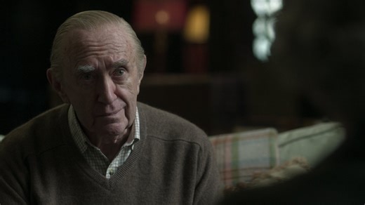 "I cried when Princess Diana died", says The Crown star