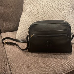💎💎 Authenticated Vintage Gucci Black Leather Crossbody Shoulder Bag