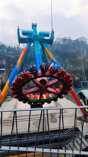 Get Ready for Thrills! 360-degree Swing AdrenalinePump