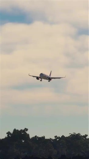 Explore Stunning Flight Routes Around the World