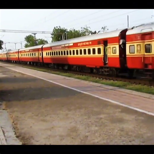 #intercity225 #passengertrain #railway #durontoexpresstrain