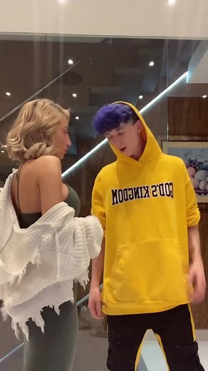 👉🏻👈🏻 @leonzel #tiktokreviews #MoodBoost #fyp #modelroz