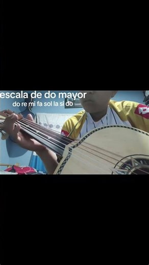 escala de do mayor guitarron