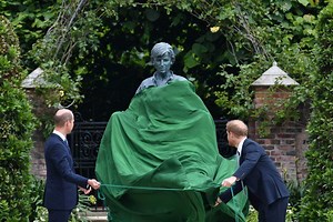 18K views · 284 reactions | Princes William and Harry unveiled a statue of their mother, Princess Diana, on what would have been her 60th birthday Thursday at London’s Kensington Palace. More here: https://bit.ly/3yj5PNL | Fox 8 News | Facebook