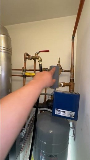 HOW TO BLEED THE SYSTEM #hvac #hvacservice #boiler
