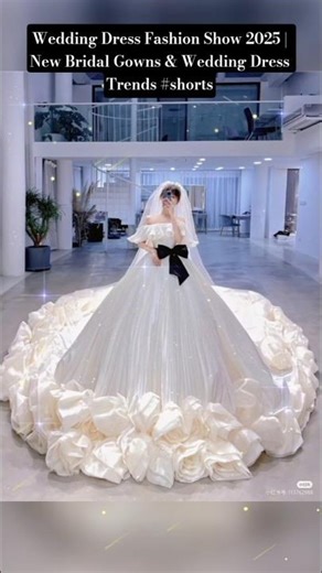 Wedding Dress Fashion Show 2025 | New Bridal Gowns & Wedding Dress Trends #short #2025 #walima