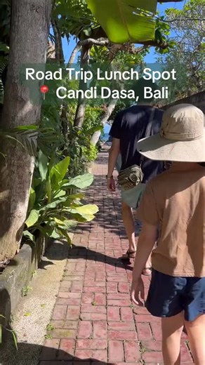 Chad & Mia Bali Family Travel on Instagram: "A perfect little stop in Candidasa 🌊✨ We popped into Dasa by the Sea and it was just lovely — calm vibes, beautiful ocean views, and you can literally wander down the steps and swim straight out into the sea. One of those easy, slow moments that makes a Bali road trip extra special. Perfect for a swim, a pause, and soaking it all in."