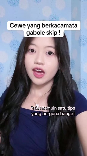Tutorial Makeup untuk Cewek Berkacamata: Tips dari Cerrynabeautytips