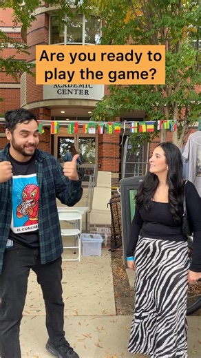 Signs For Humanity on Instagram: "New ASL Riddle Challenge!! Did you get it?? 🧅➡️🍎 @maogden20 Credit to this brilliant lady @rediscoveringcat #deaf #apple #onion"